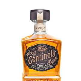 CENTINELA AÑEJO 750 ML