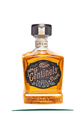 CENTINELA AÑEJO 750 ML